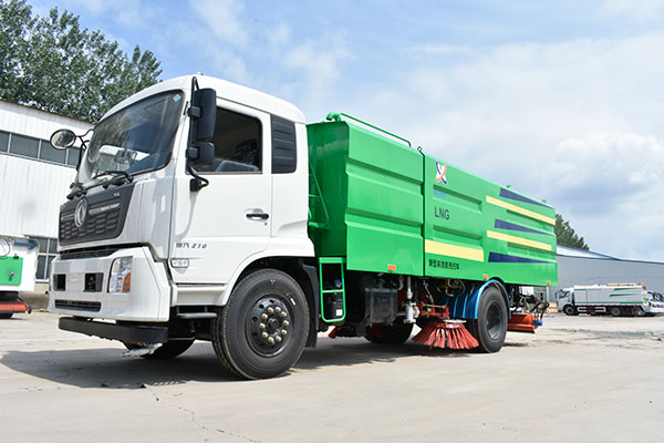 吸泥吸水吸塵車